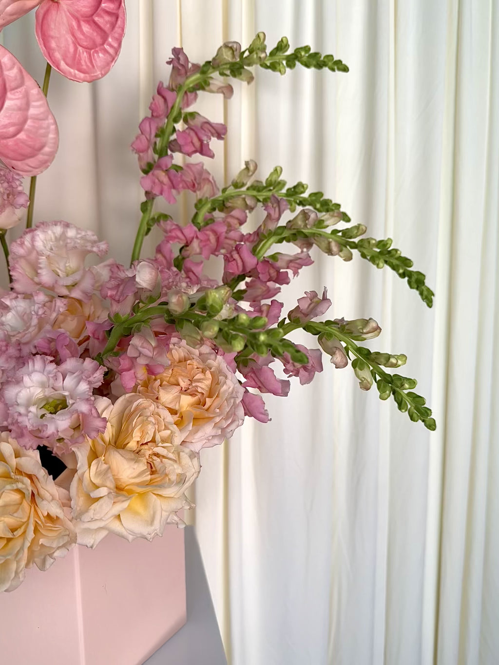 Shirley Flower Box